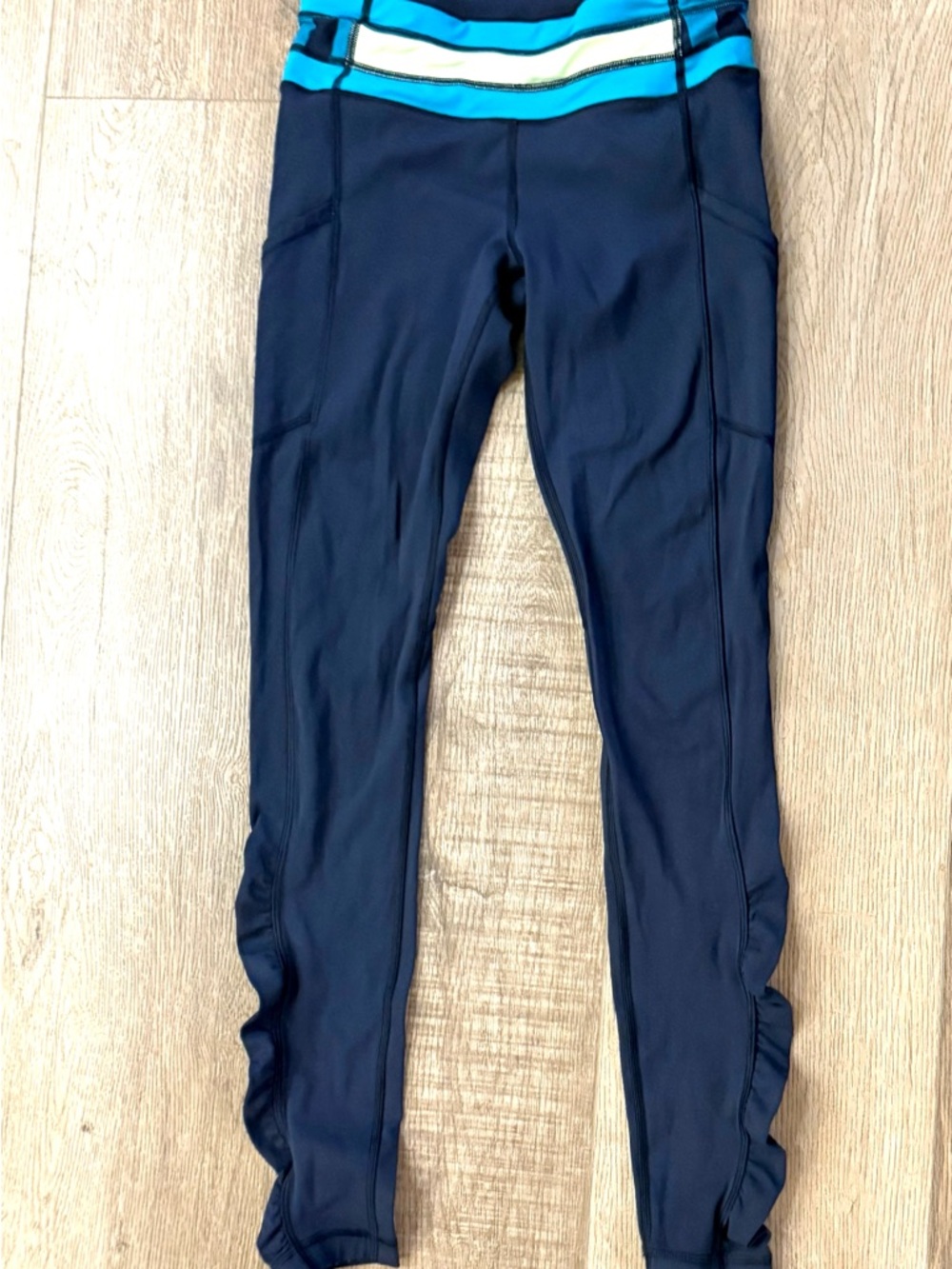 Lululemon Leggings Womens Size 4 Black Blue Athletic Running Yoga Pants